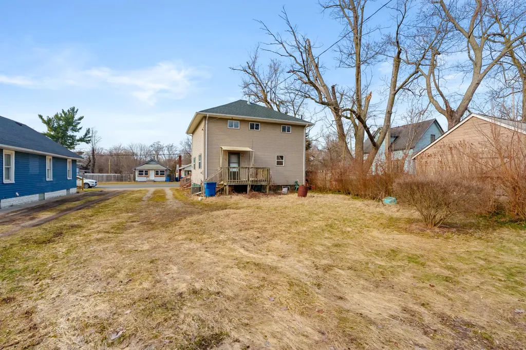 2120 E Main Street Kalamazoo Charter Township MI 49048