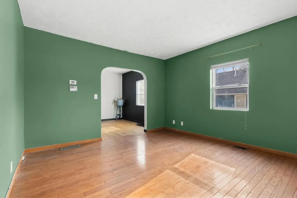 2120 E Main Street Kalamazoo Charter Township MI 49048