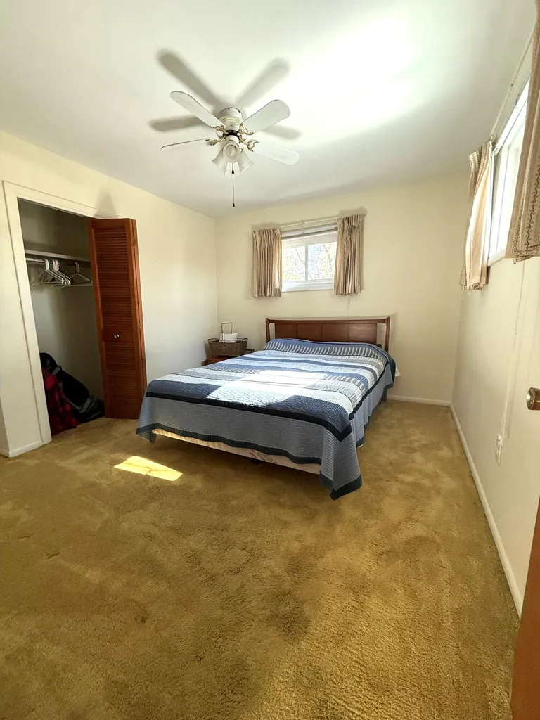 4253 Indian Isle Johnstown Township MI 49017