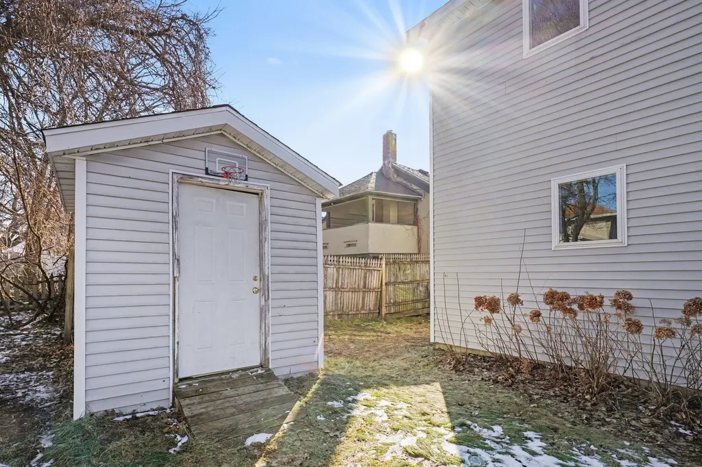 1015 S Rose Street Kalamazoo City MI 49001