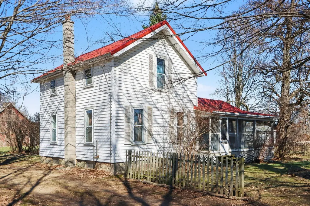 8004 W W Avenue Prairie Ronde Township MI 49087