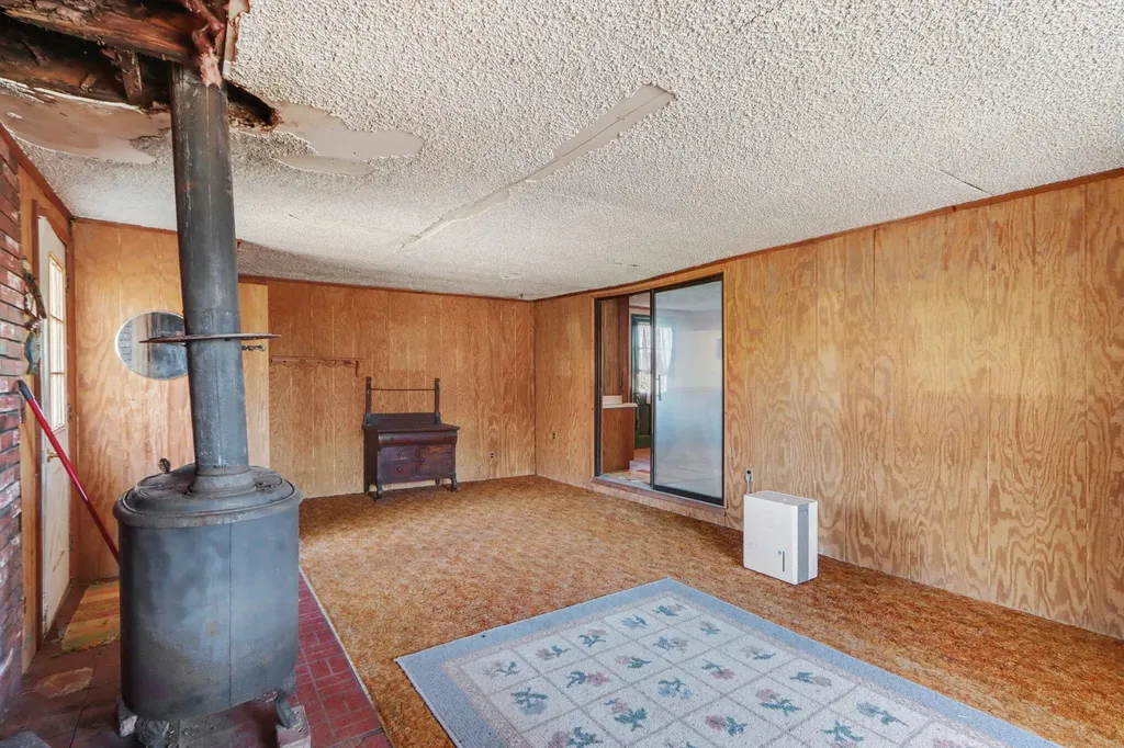 8004 W W Avenue Prairie Ronde Township MI 49087