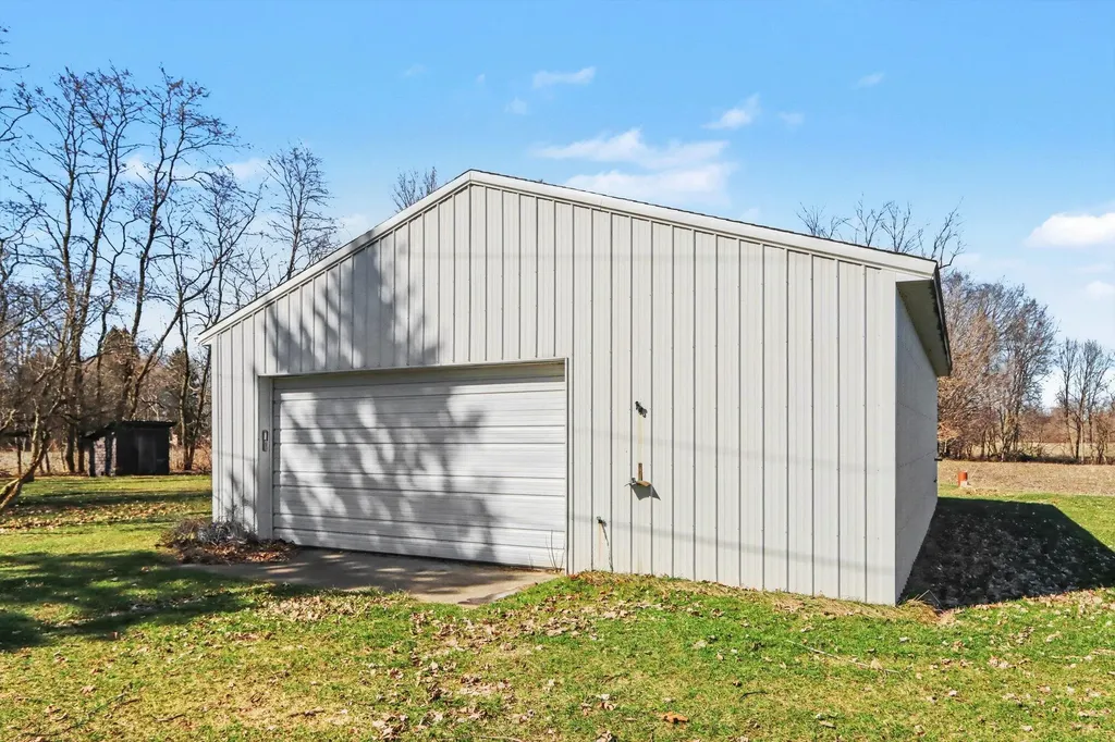 8004 W W Avenue Prairie Ronde Township MI 49087