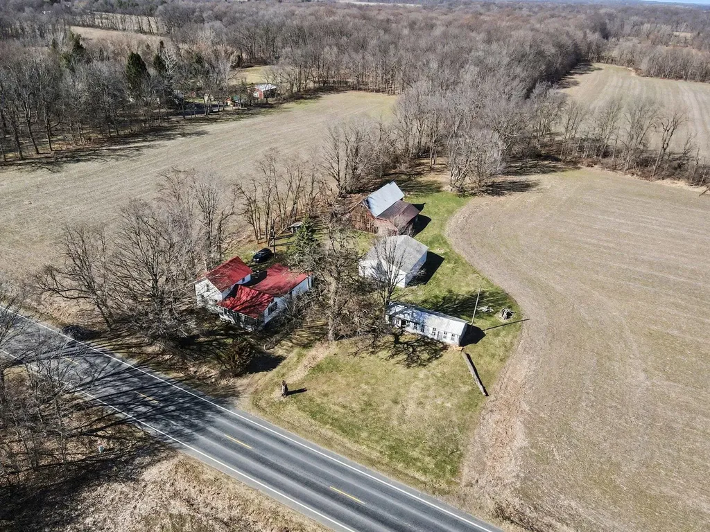 8004 W W Avenue Prairie Ronde Township MI 49087