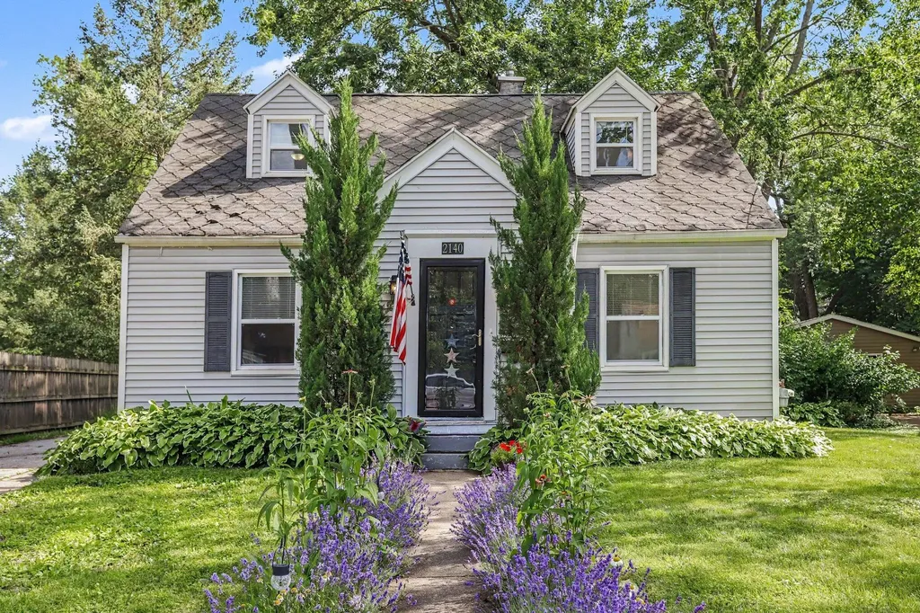 2140 Royce Avenue Kalamazoo City MI 49001