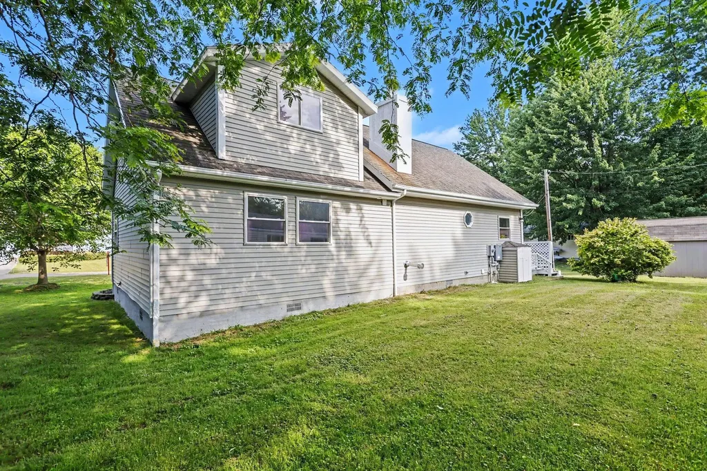 43479 Van Auken Drive Bangor Township MI 49013