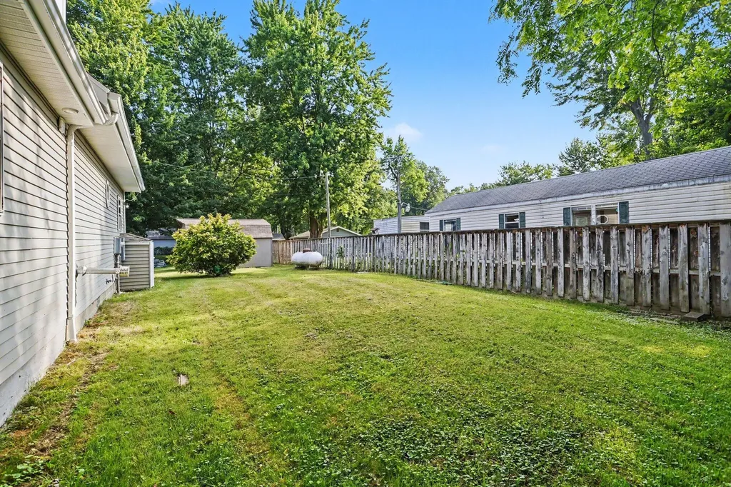 43479 Van Auken Drive Bangor Township MI 49013