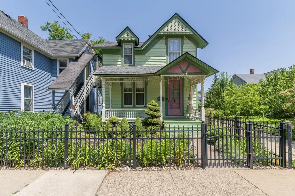 1013 S Park Street Kalamazoo City MI 49001