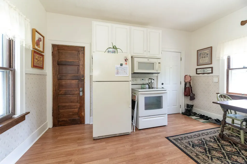 1013 S Park Street Kalamazoo City MI 49001