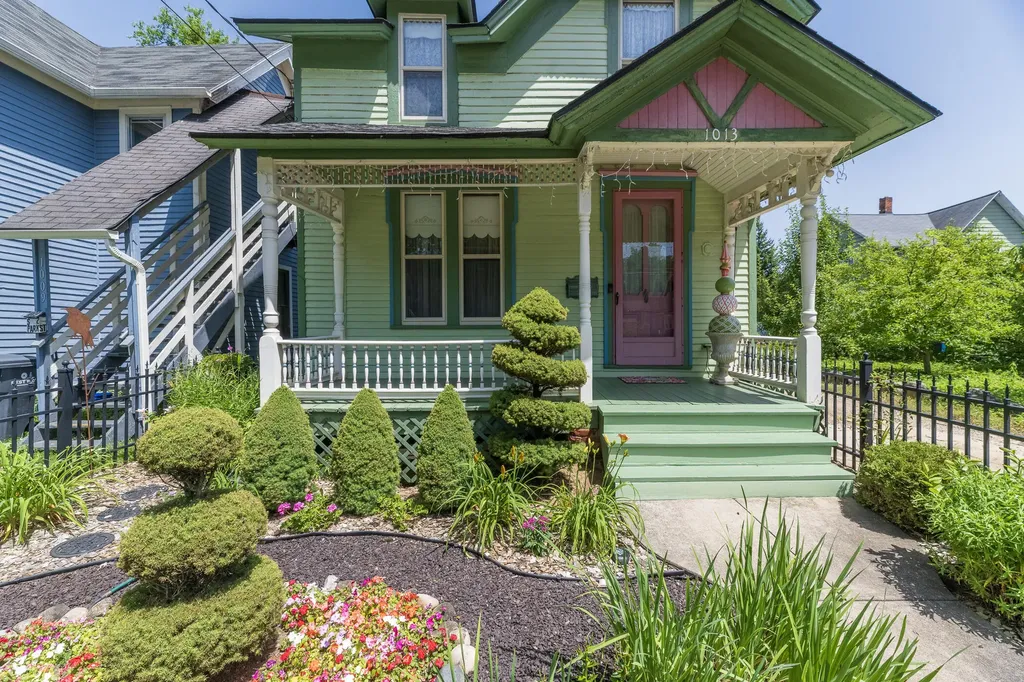 1013 S Park Street Kalamazoo City MI 49001