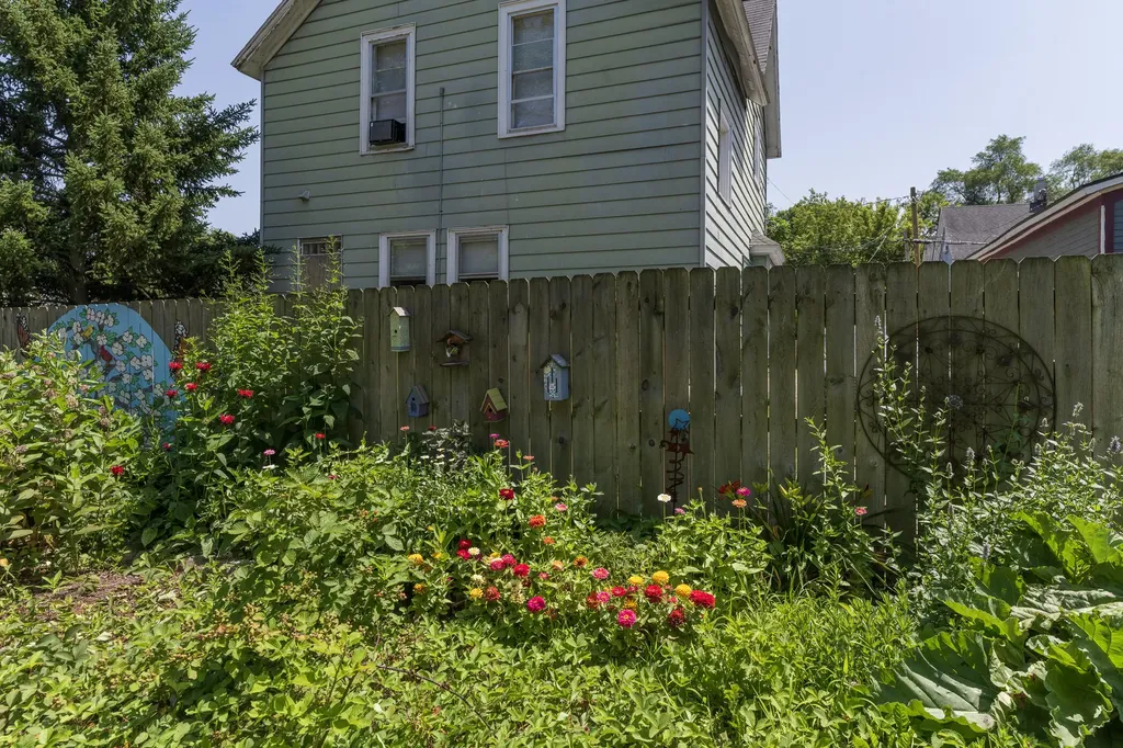 1013 S Park Street Kalamazoo City MI 49001
