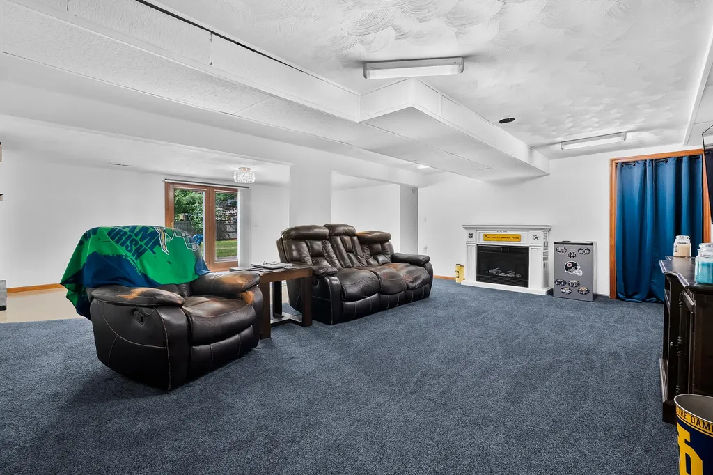 6231 E H Avenue Comstock Charter Township MI 49048