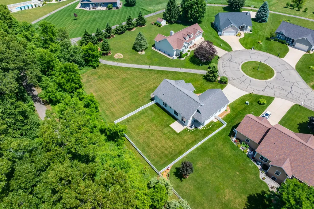 597 Winter Slope Oshtemo Charter Township MI 49009