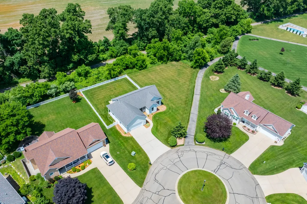 597 Winter Slope Oshtemo Charter Township MI 49009