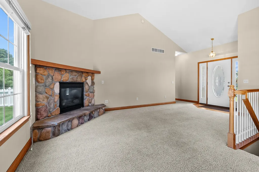 597 Winter Slope Oshtemo Charter Township MI 49009