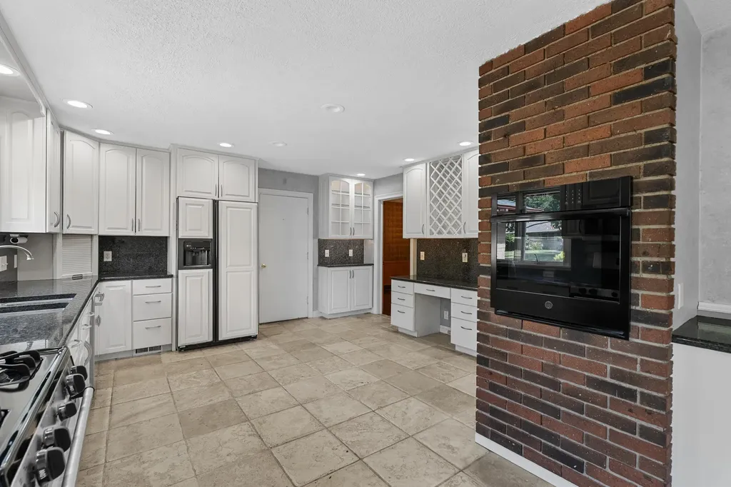 5017 Merryview Drive Portage City MI 49024