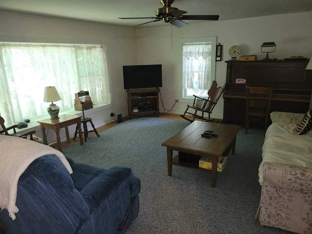 35176 Mill Lake Road Bloomingdale Township MI 49055