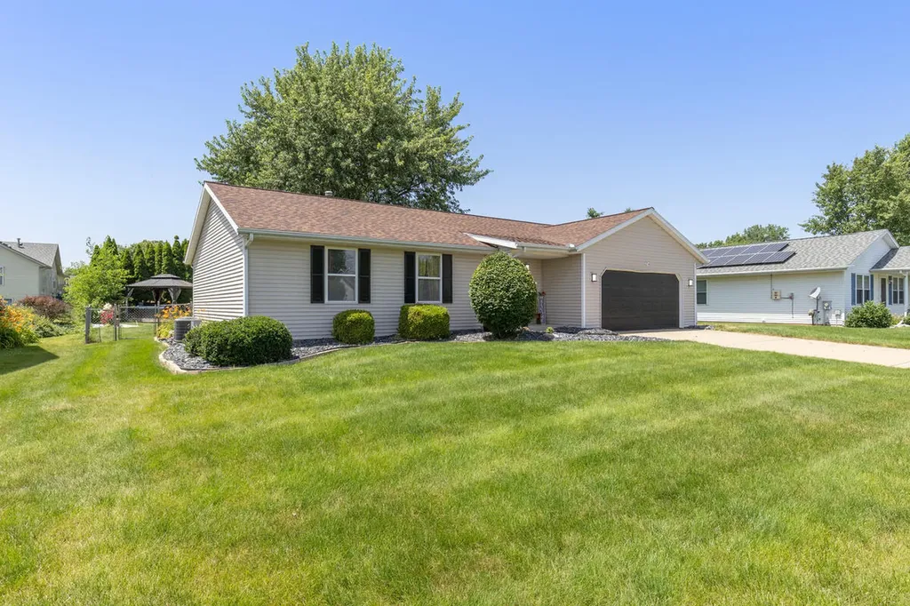 4815 Sweet Cherry Lane Kalamazoo Charter Township MI 49004