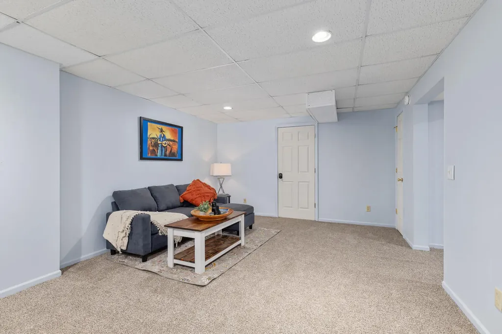 4815 Sweet Cherry Lane Kalamazoo Charter Township MI 49004