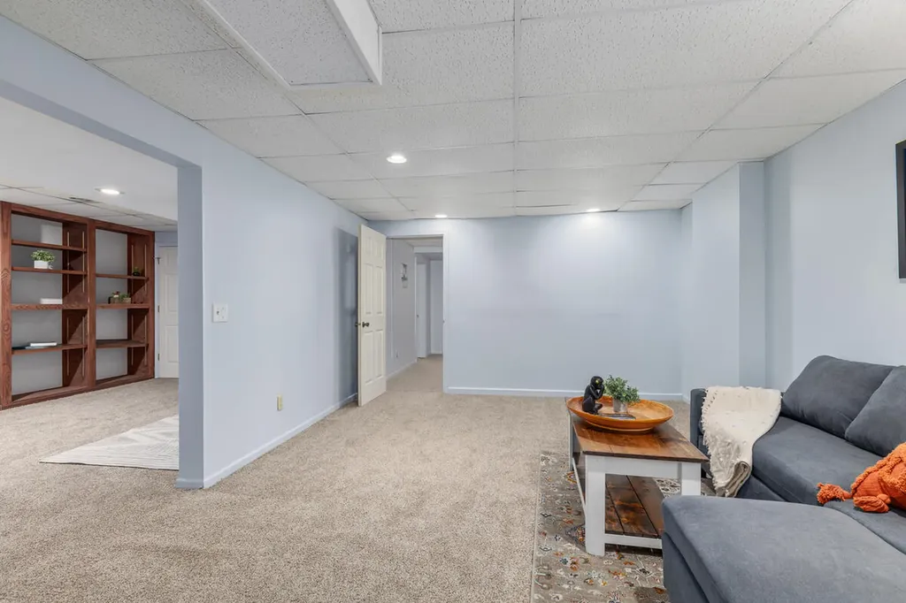4815 Sweet Cherry Lane Kalamazoo Charter Township MI 49004