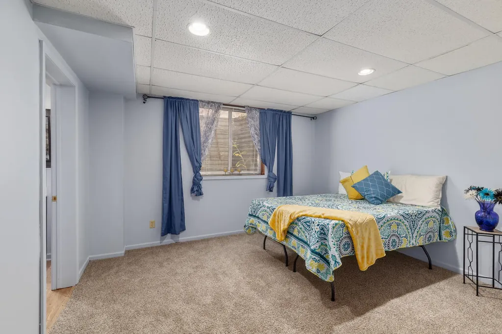 4815 Sweet Cherry Lane Kalamazoo Charter Township MI 49004