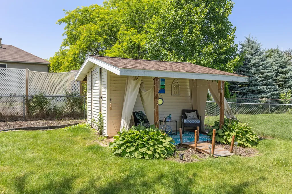 4815 Sweet Cherry Lane Kalamazoo Charter Township MI 49004