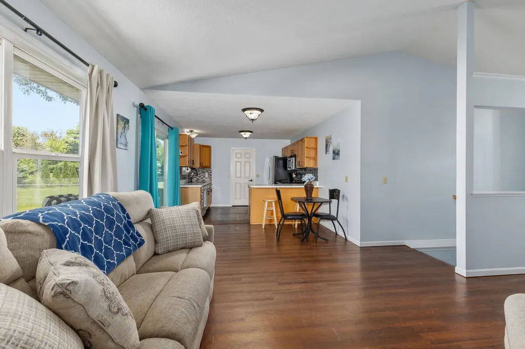 4815 Sweet Cherry Lane Kalamazoo Charter Township MI 49004
