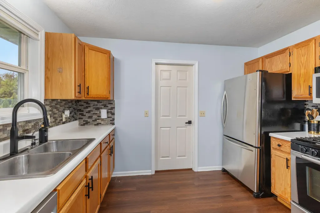 4815 Sweet Cherry Lane Kalamazoo Charter Township MI 49004