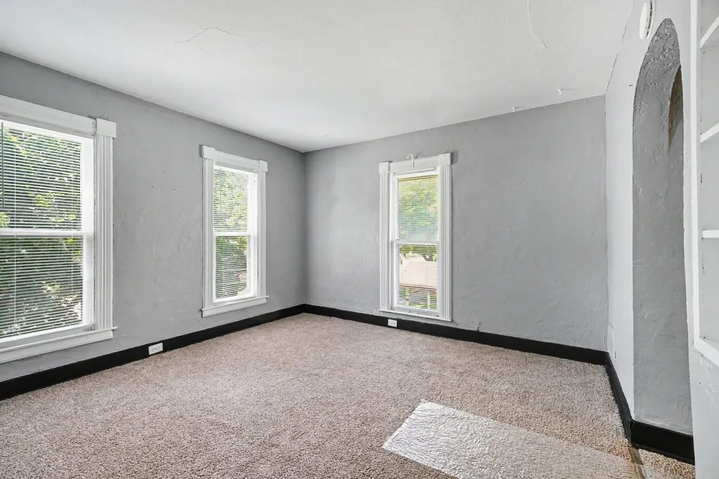 710 Wheaton Avenue Kalamazoo City MI 49008