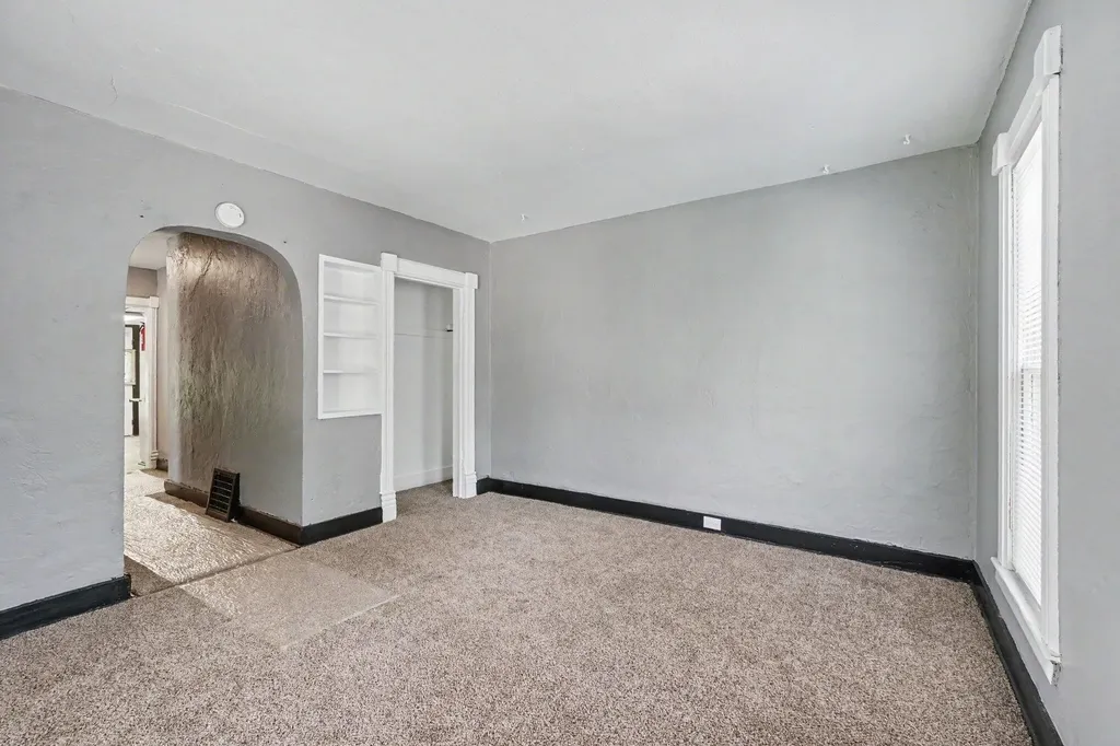 710 Wheaton Avenue Kalamazoo City MI 49008