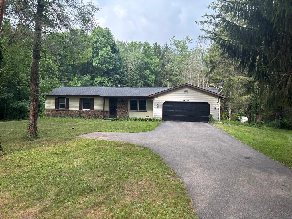 34268 County Road 653 Almena Township MI 49079