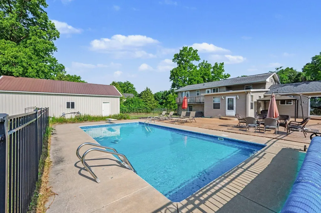 18928 E Michigan Avenue Marengo Township MI 49068