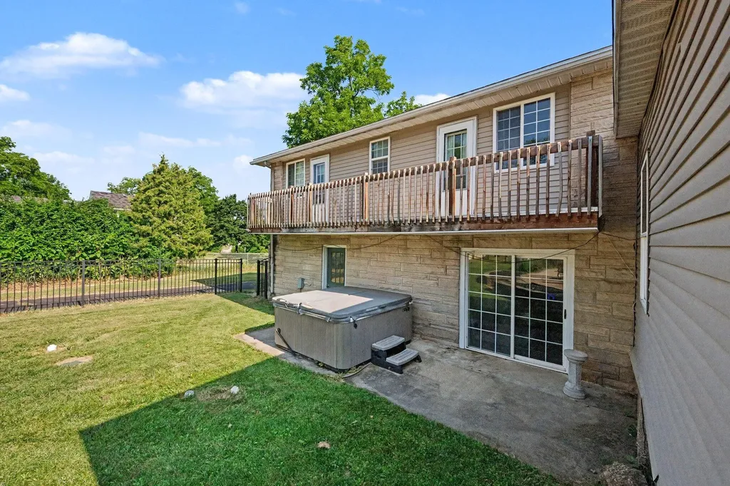 18928 E Michigan Avenue Marengo Township MI 49068