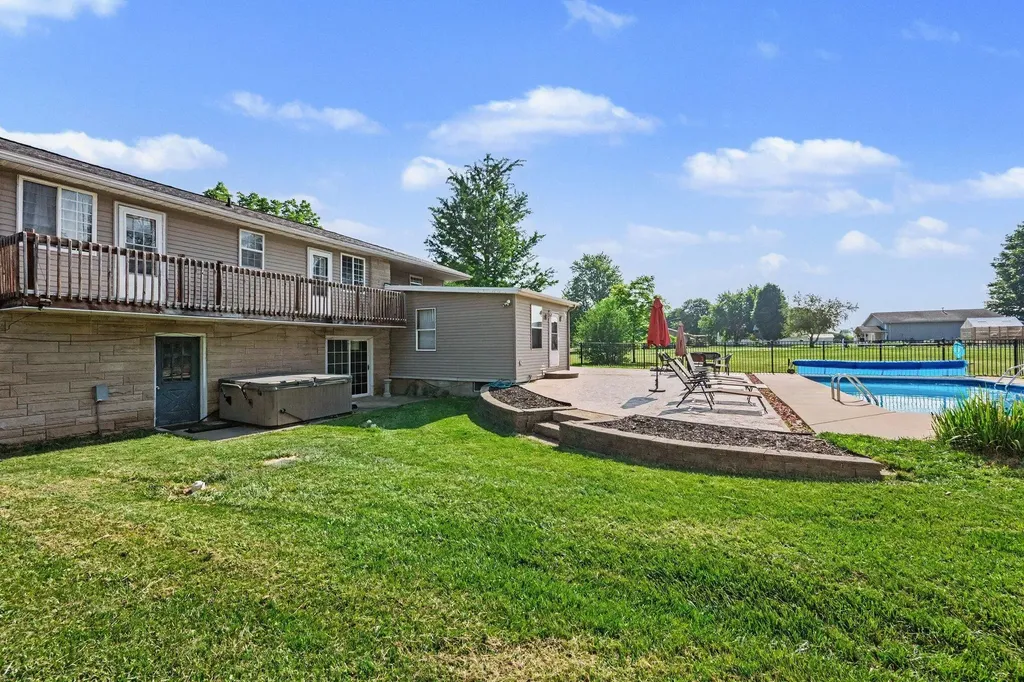 18928 E Michigan Avenue Marengo Township MI 49068