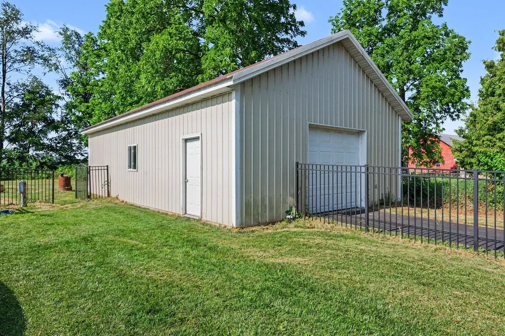18928 E Michigan Avenue Marengo Township MI 49068