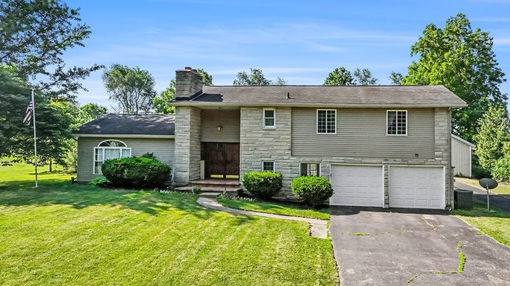 18928 E Michigan Avenue Marengo Township MI 49068