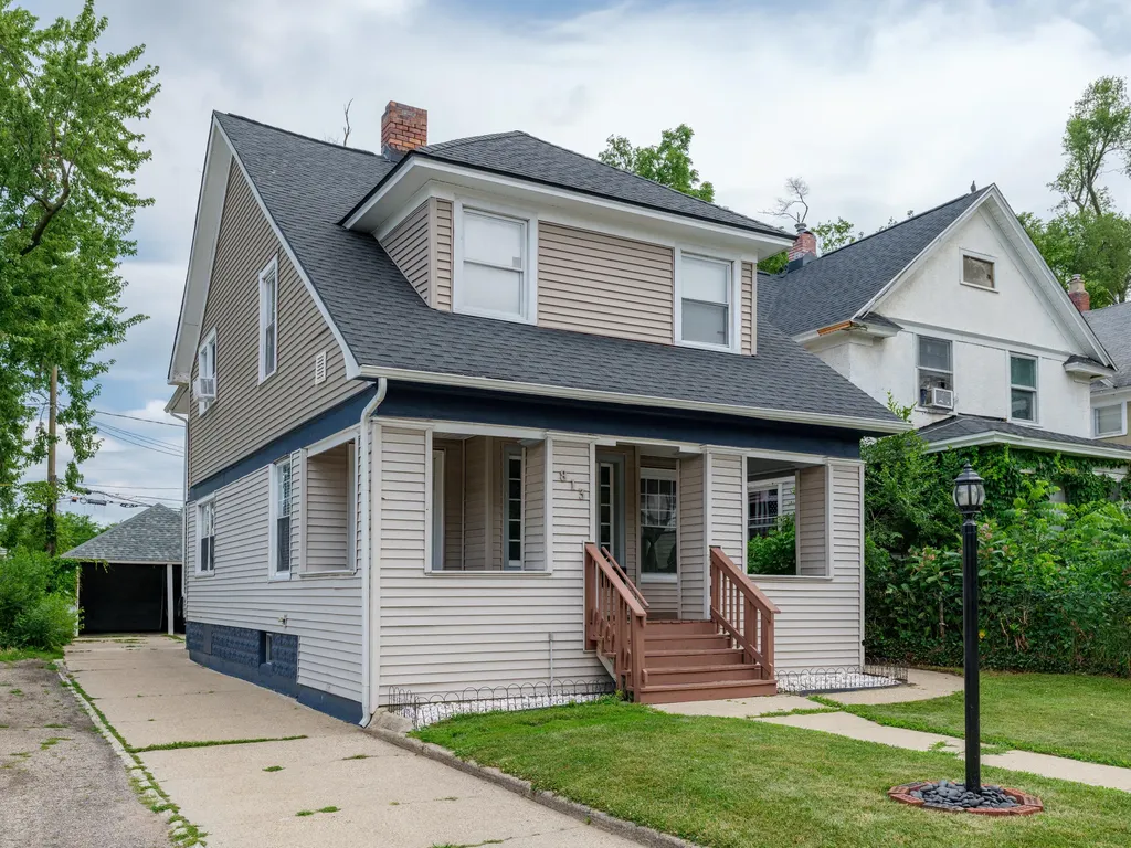 813 Reed Street Kalamazoo City MI 49001