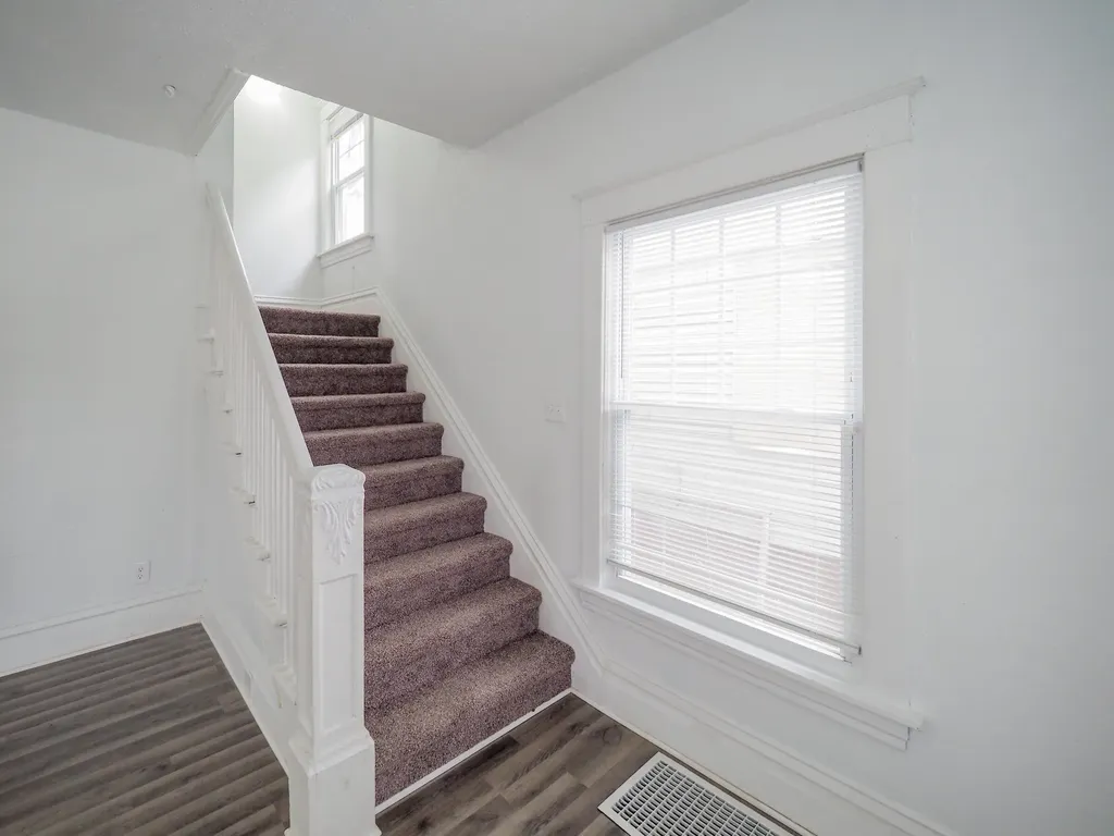 813 Reed Street Kalamazoo City MI 49001