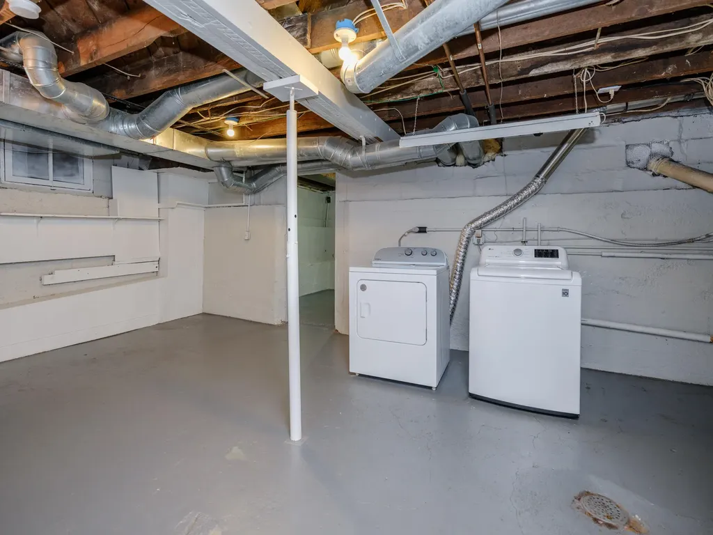 813 Reed Street Kalamazoo City MI 49001