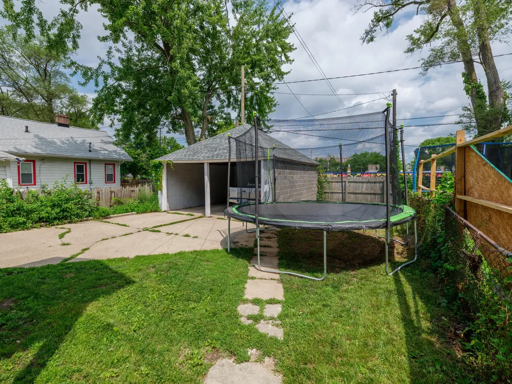 813 Reed Street Kalamazoo City MI 49001