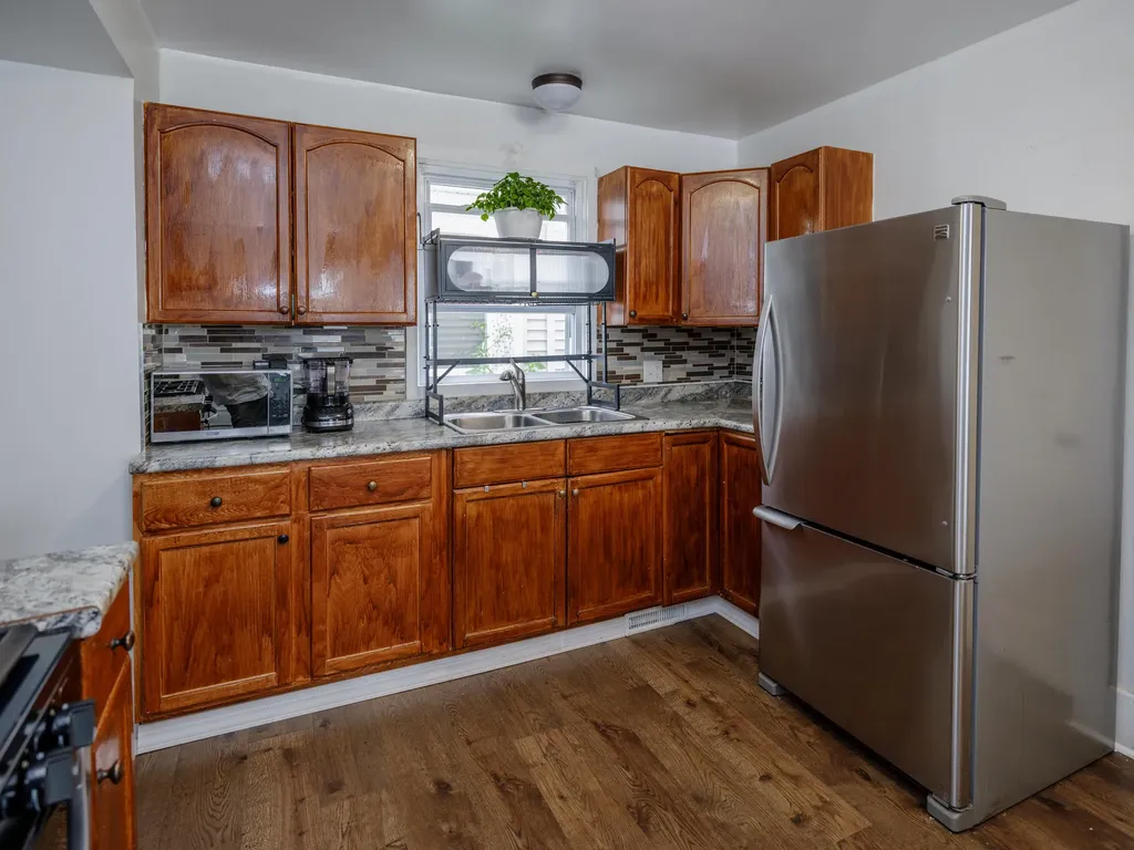 813 Reed Street Kalamazoo City MI 49001