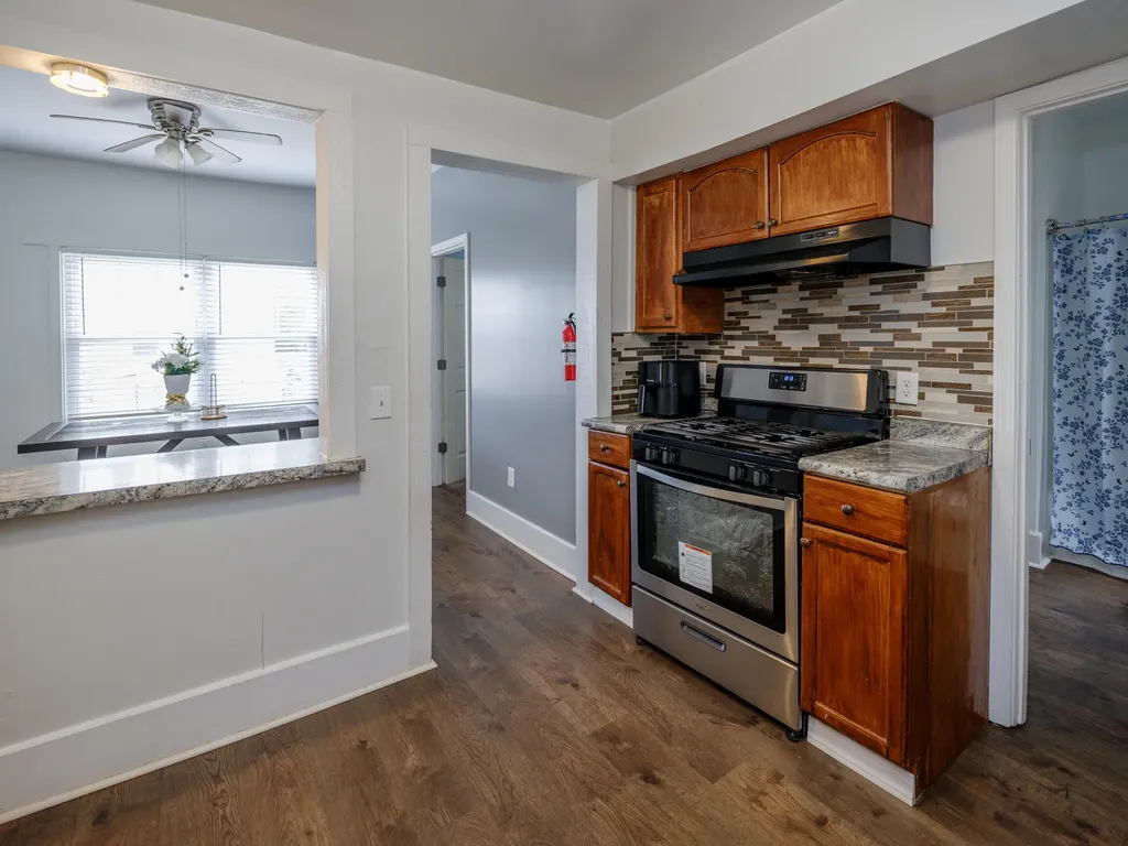 813 Reed Street Kalamazoo City MI 49001