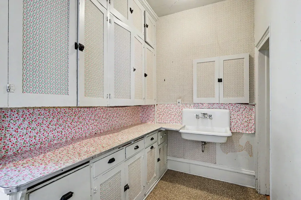 115 Delano Street Allegan City MI 49010