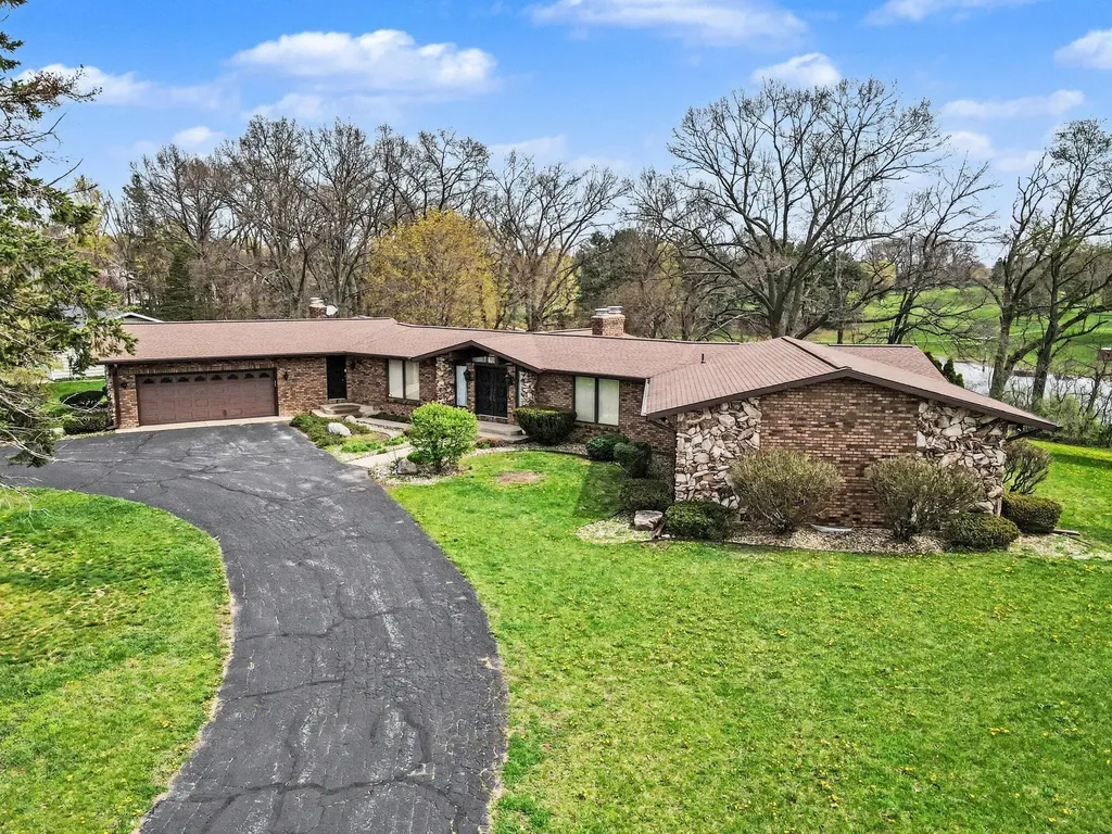 56585 Fairway Drive Paw Paw Township MI 49079