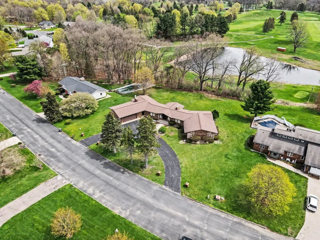 56585 Fairway Drive Paw Paw Township MI 49079