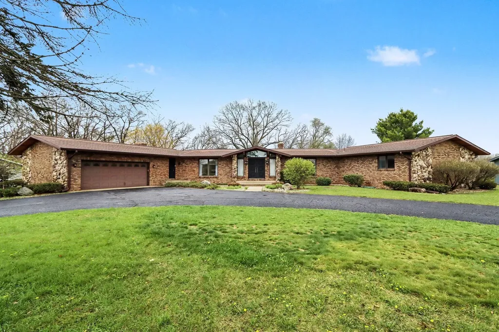 56585 Fairway Drive Paw Paw Township MI 49079