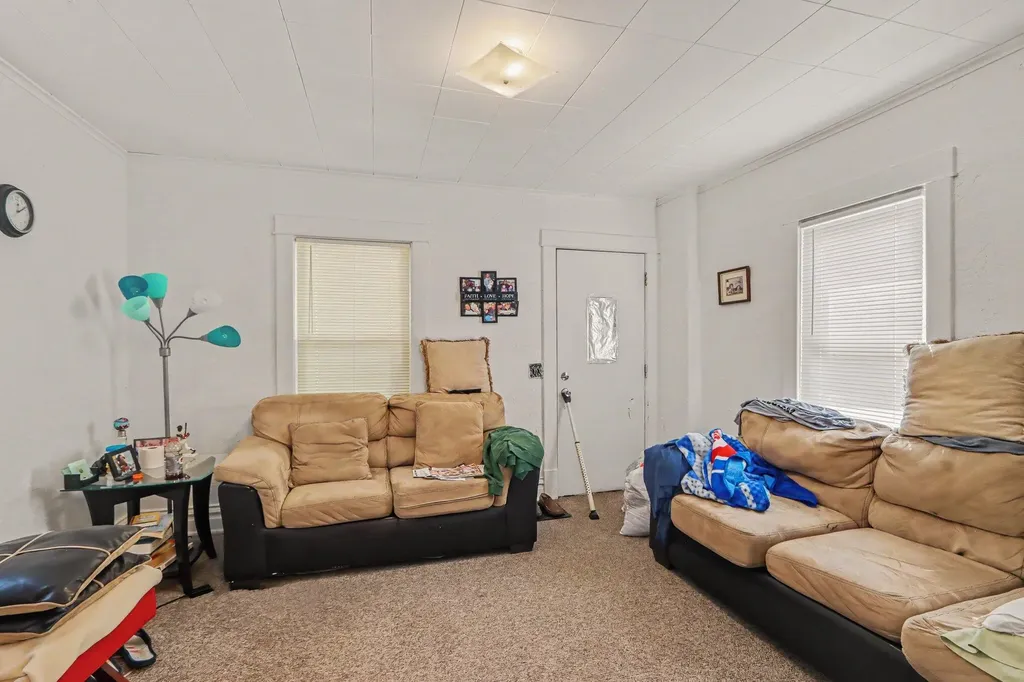 1152 Portage Street Kalamazoo City MI 49001