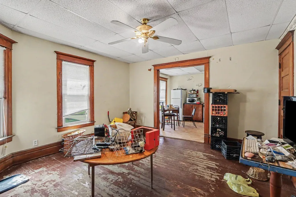 1152 Portage Street Kalamazoo City MI 49001