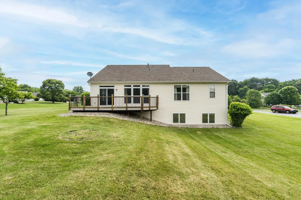 7597 Prairie Crossing Lane Richland Township MI 49004