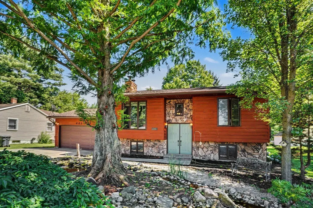 601 W North Street Paw Paw Village MI 49079